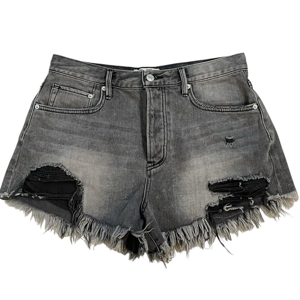 Free People Shorts Womens Size 27 Distressed Black Denim Raw‎ Hem Grunge Granola